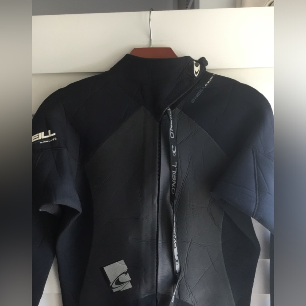 O'Neill Wetsuit - Picture 8 of 10